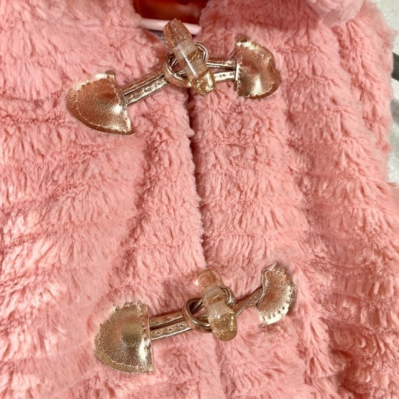 Little Lass Pink faux fur peplum vest size 2T - Picture 2 of 9